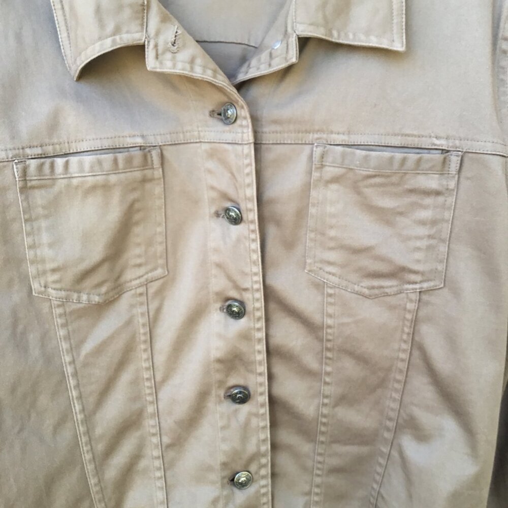 Spring/Summer Light Weight Brown Jacket With Some… - image 5